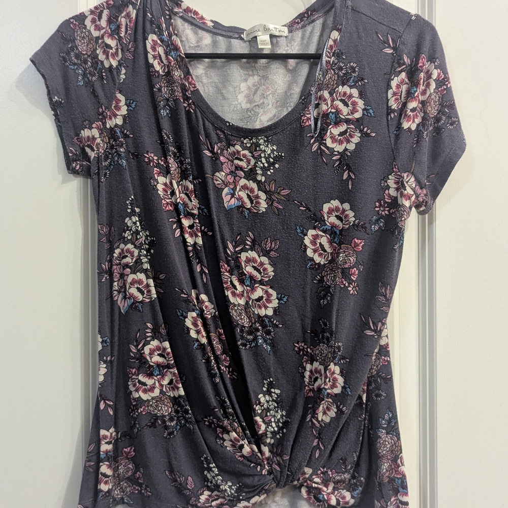Nine Britton Dark Floral Knot-Front Tee
